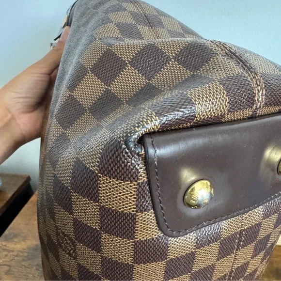 Louis Vuitton Duomo Hobo - Picture 14 of 16